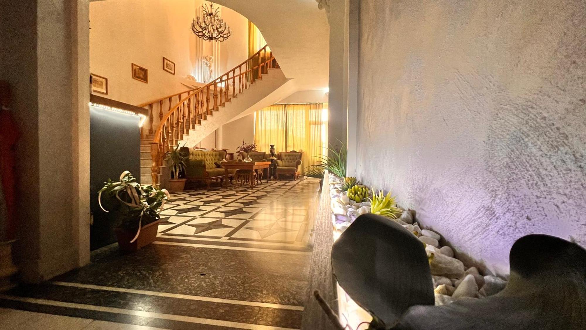 Elross Hotel Yerevan Luaran gambar