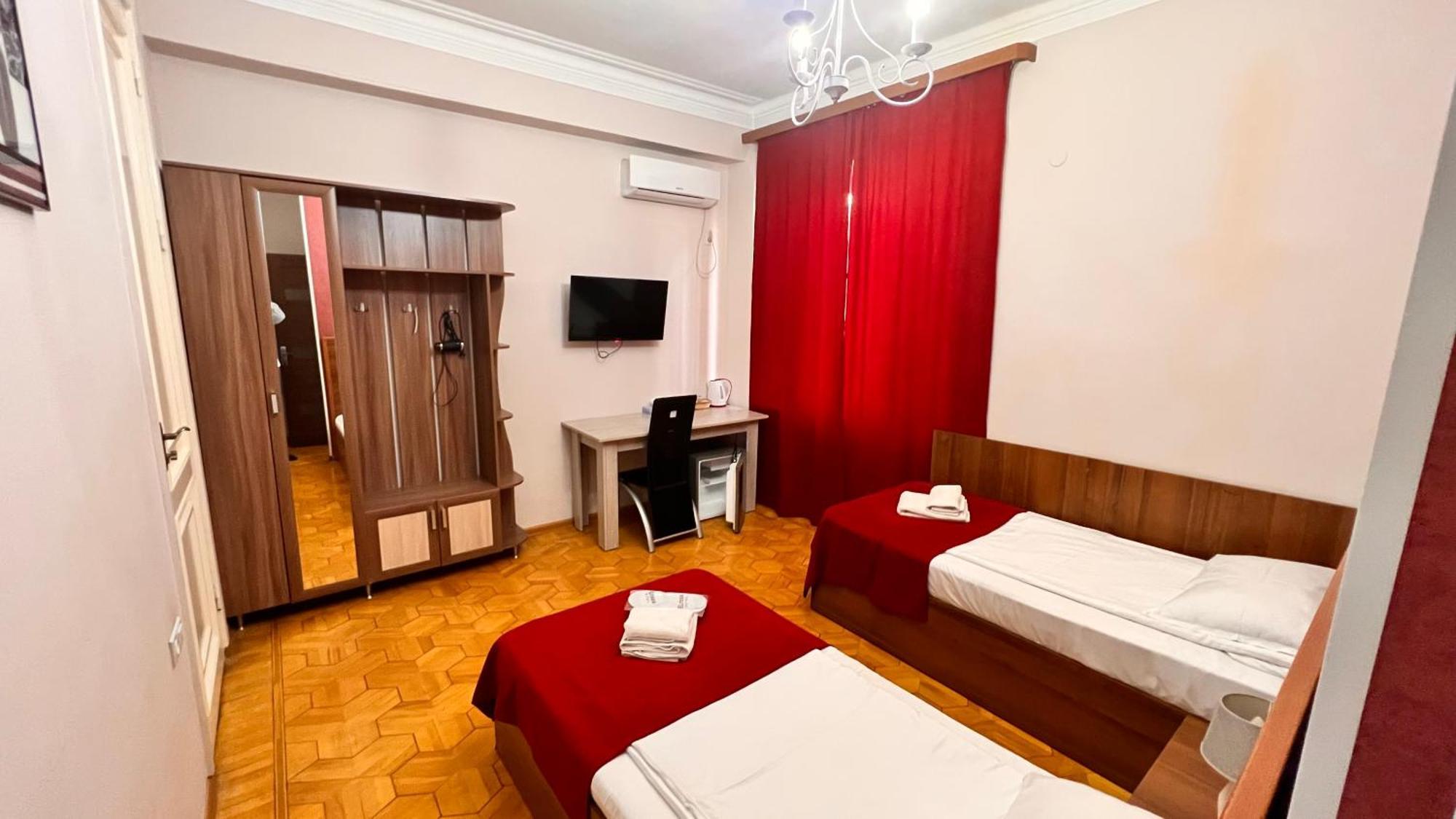 Elross Hotel Yerevan Luaran gambar