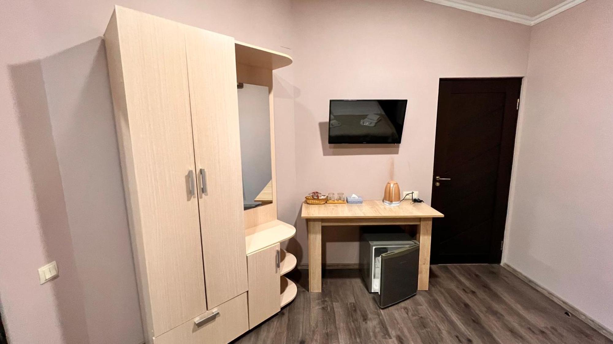 Elross Hotel Yerevan Luaran gambar