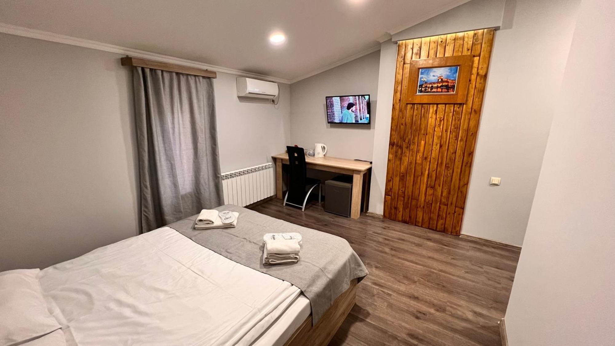 Elross Hotel Yerevan Luaran gambar
